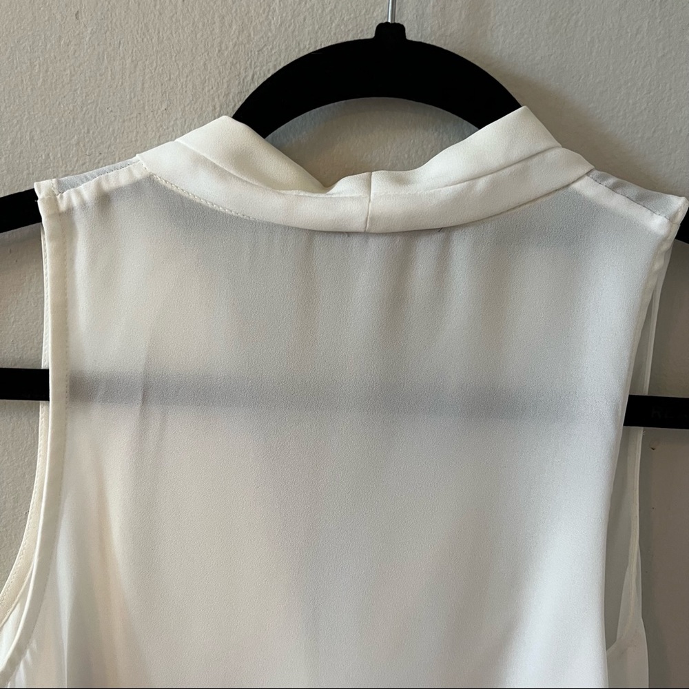 Vince Camuto V Neck Blouse - Petite - Picture 5 of 6